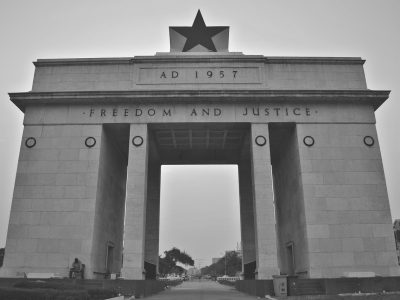 lifeofdapo-independence-square-2419577_1280